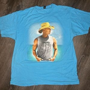 Kennedy Chesney concert t-shirt